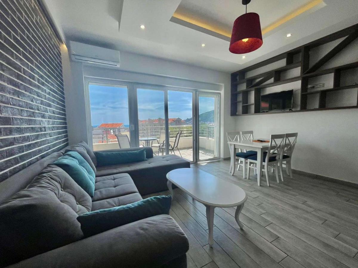 Bucanero Apartament *