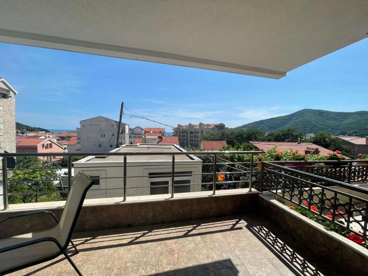 Bucanero Apartament *